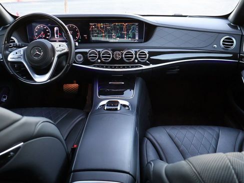Used 2019 Mercedes-Benz Maybach S 560 4MATIC image 18