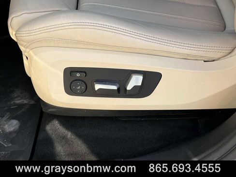 Used 2021 BMW X5 xDrive40i w/ Premium Package 3 image 11