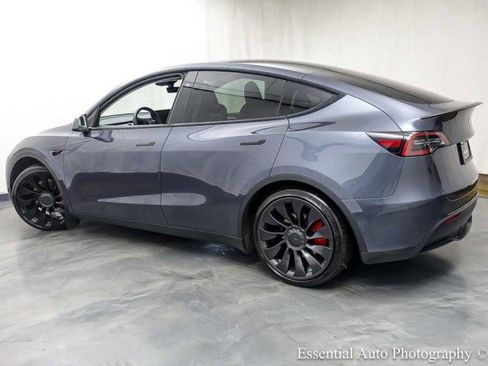 Used 2023 Tesla Model Y Performance AWD/4WD image 8
