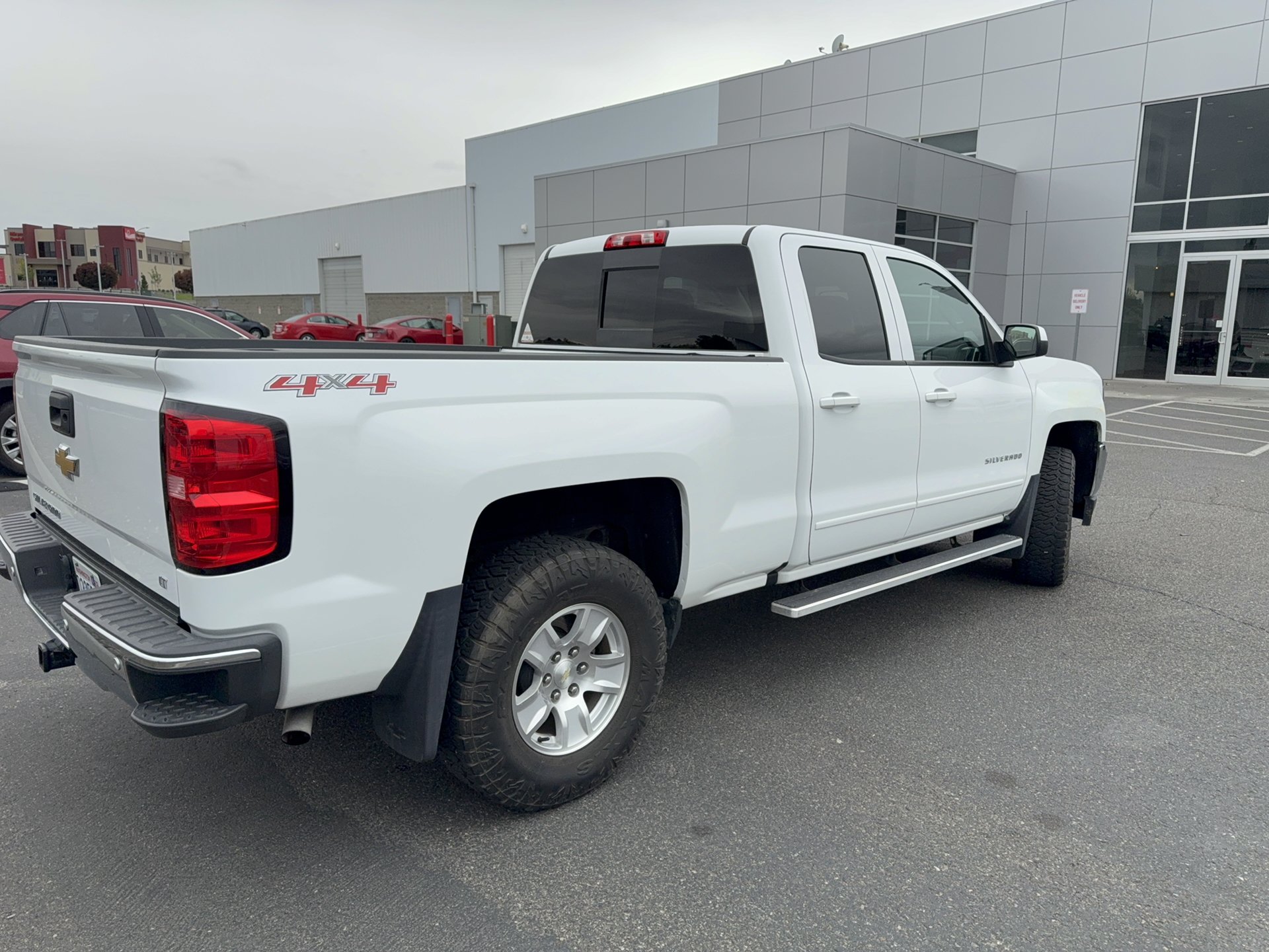 Used 2017 Chevrolet Silverado 1500 LT w/ All Star Edition AWD/4WD image 33