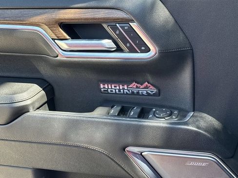 Certified 2023 Chevrolet Silverado 1500 High Country w/ Technology Package AWD/4WD image 20