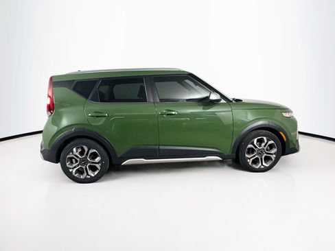 Used 2022 Kia Soul X-Line FWD image 2