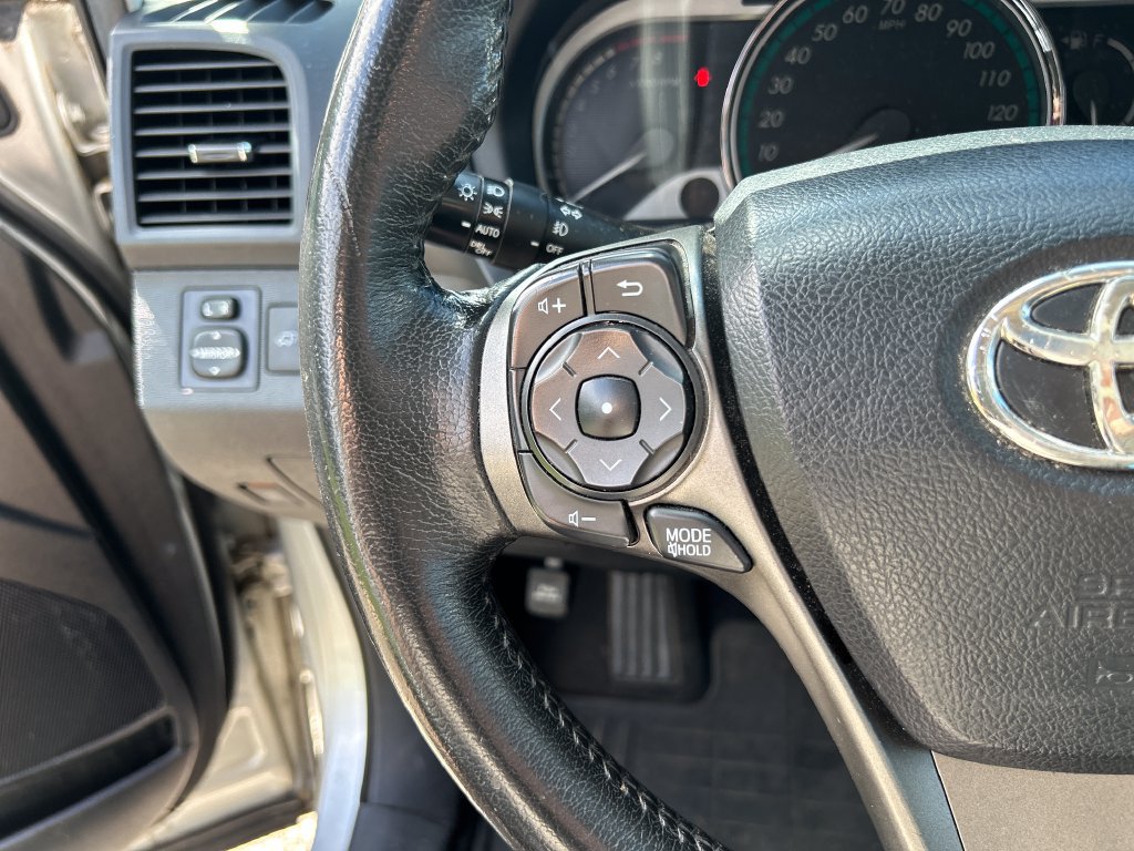 Used 2013 Toyota Venza XLE w/ XLE Premium Pkg FWD image 19