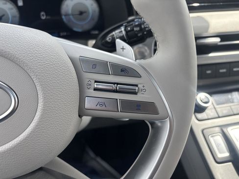 Used 2024 Hyundai Palisade Limited AWD/4WD image 19