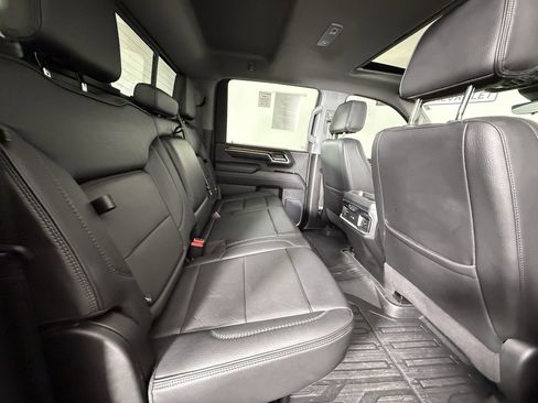 Used 2024 GMC Sierra 2500 Denali w/ Denali Reserve Package image 18