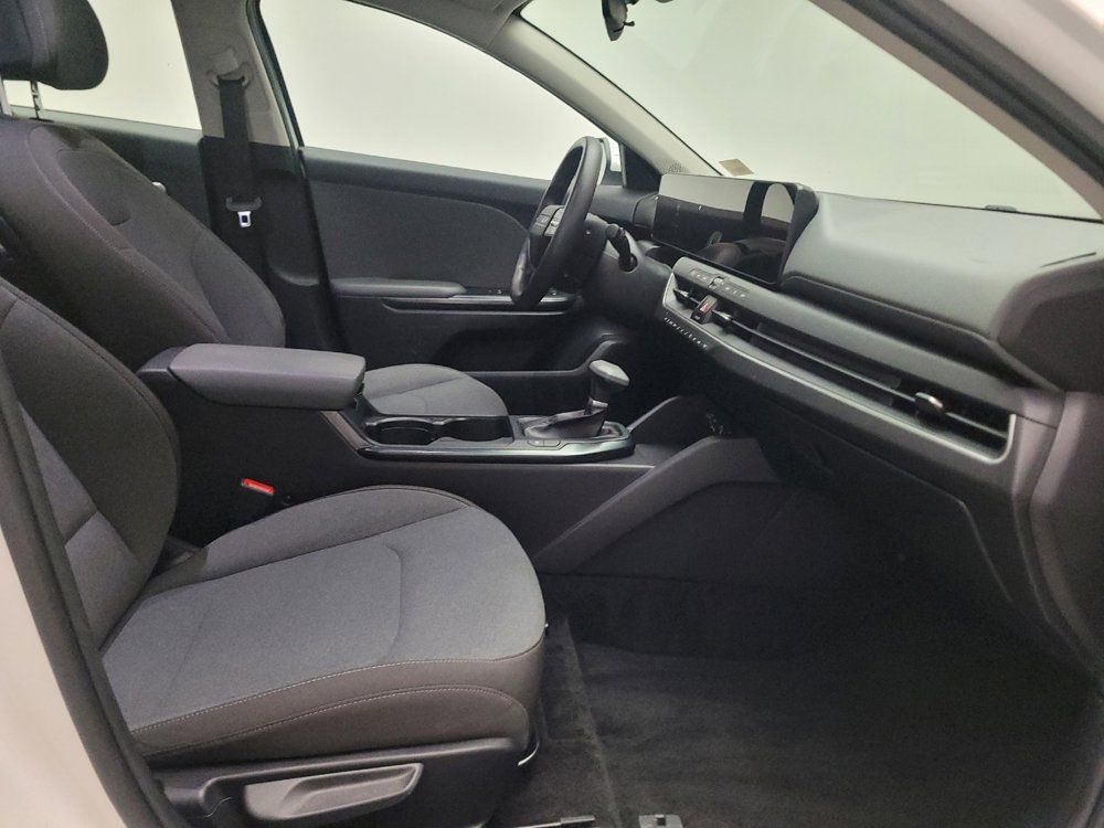 Used 2025 Kia K4 FWD image 21