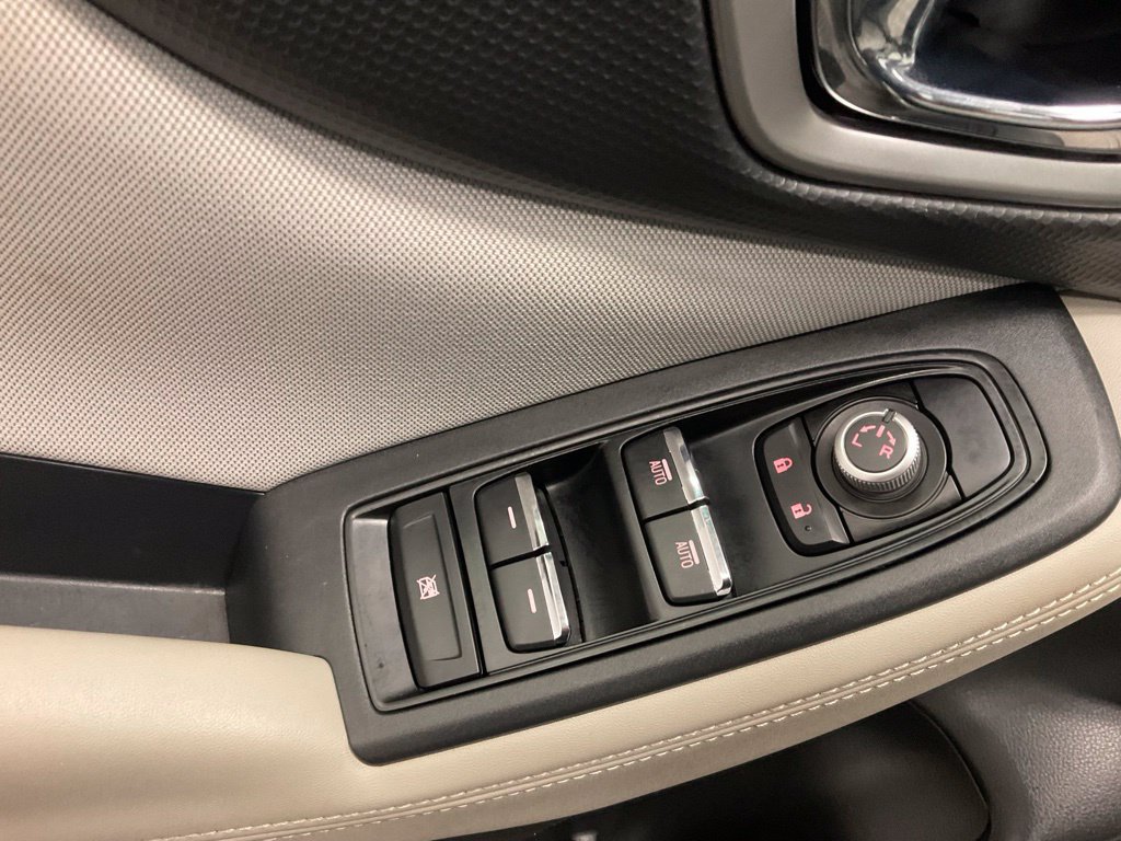 Used 2020 Subaru Forester Premium AWD/4WD image 12