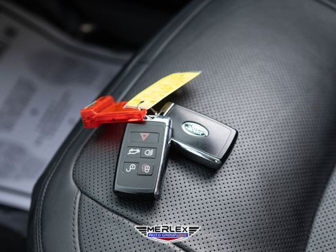 Used 2018 Land Rover Range Rover Long Wheelbase Supercharged image 56