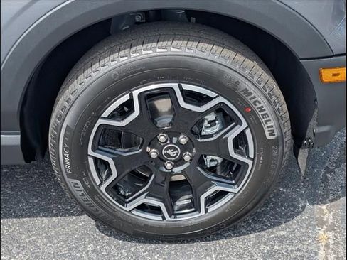 New 2025 Ford Bronco Sport Outer Banks w/ Outer Banks Tech Package+ image 18