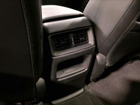 Used 2023 Honda CR-V EX-L image 11
