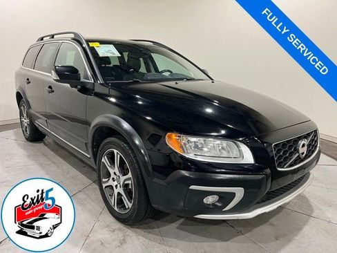 Used 2014 Volvo XC70 T6 image 1