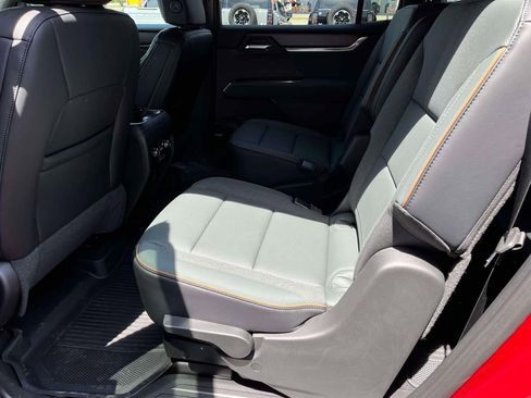New 2026 GMC Acadia AT4 w/ Super Cruise Package AWD/4WD image 16