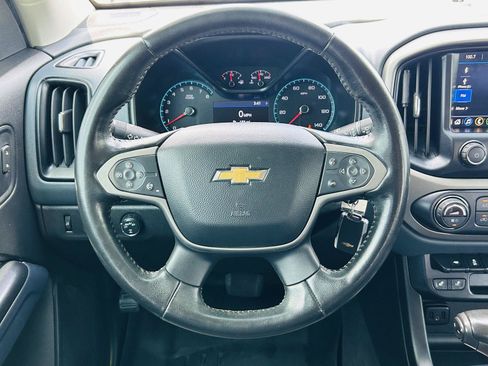 Used 2020 Chevrolet Colorado Z71 AWD/4WD image 13