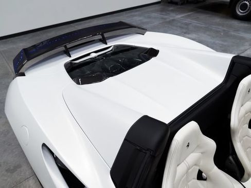 Used 2017 Ferrari 488 Spider RWD image 15