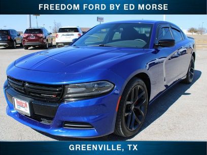 Used 2020 Dodge Charger SXT w/ Blacktop Package