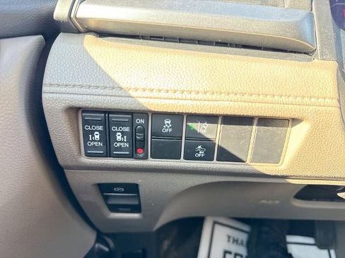 Used 2020 Honda Odyssey EX image 17