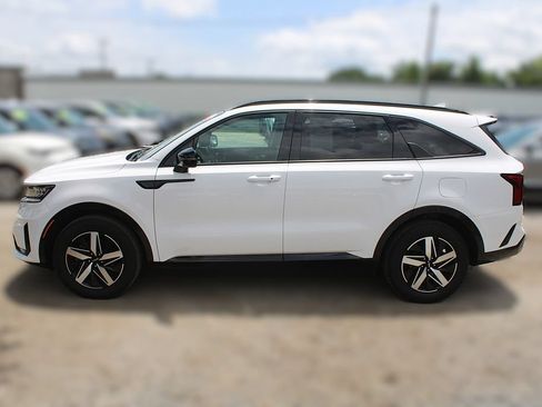 Certified 2023 Kia Sorento S w/ Panoramic Sunroof Package FWD image 14