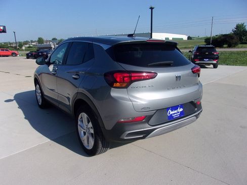 Used 2024 Buick Encore GX Preferred FWD image 8
