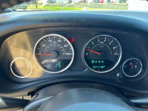 Used 2016 Jeep Wrangler Unlimited Sport w/ Connectivity Group AWD/4WD image 42