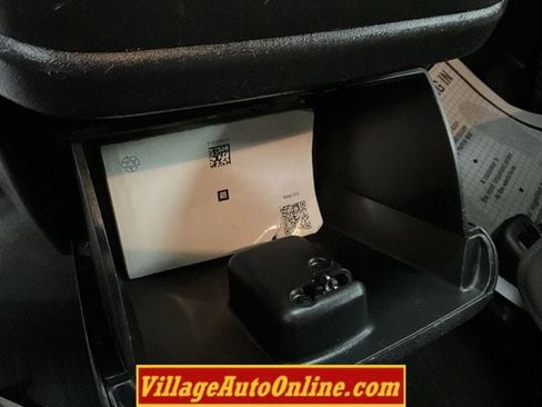 Used 2014 Chevrolet Express 2500 image 24