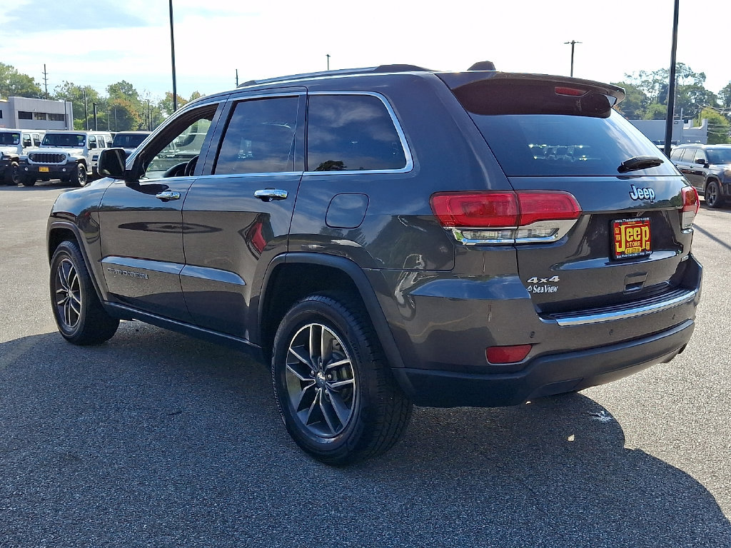 Certified 2018 Jeep Grand Cherokee Limited AWD/4WD image 4