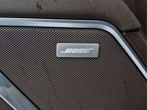 Certified 2022 GMC Sierra 1500 SLT w/ SLT Premium Plus Package image 17