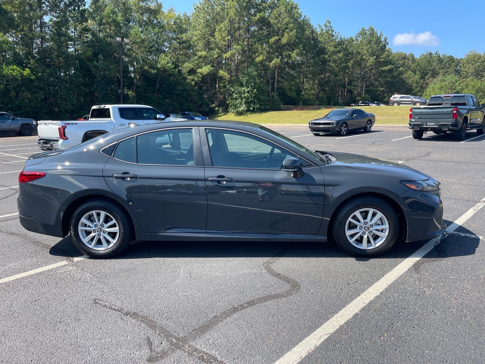 Used 2026 Toyota Camry LE w/ Convenience Package FWD image 21