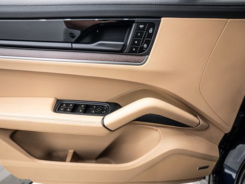 New 2026 Porsche Cayenne E-Hybrid image 19