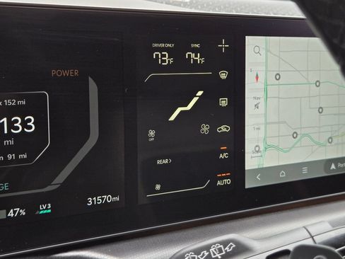Certified 2024 Kia EV9 GT-Line AWD/4WD image 30