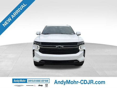 Used 2022 Chevrolet Tahoe RST w/ Luxury Package AWD/4WD image 2