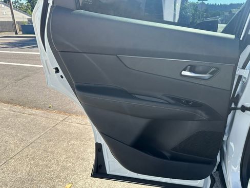 New 2025 Nissan Murano SV image 23