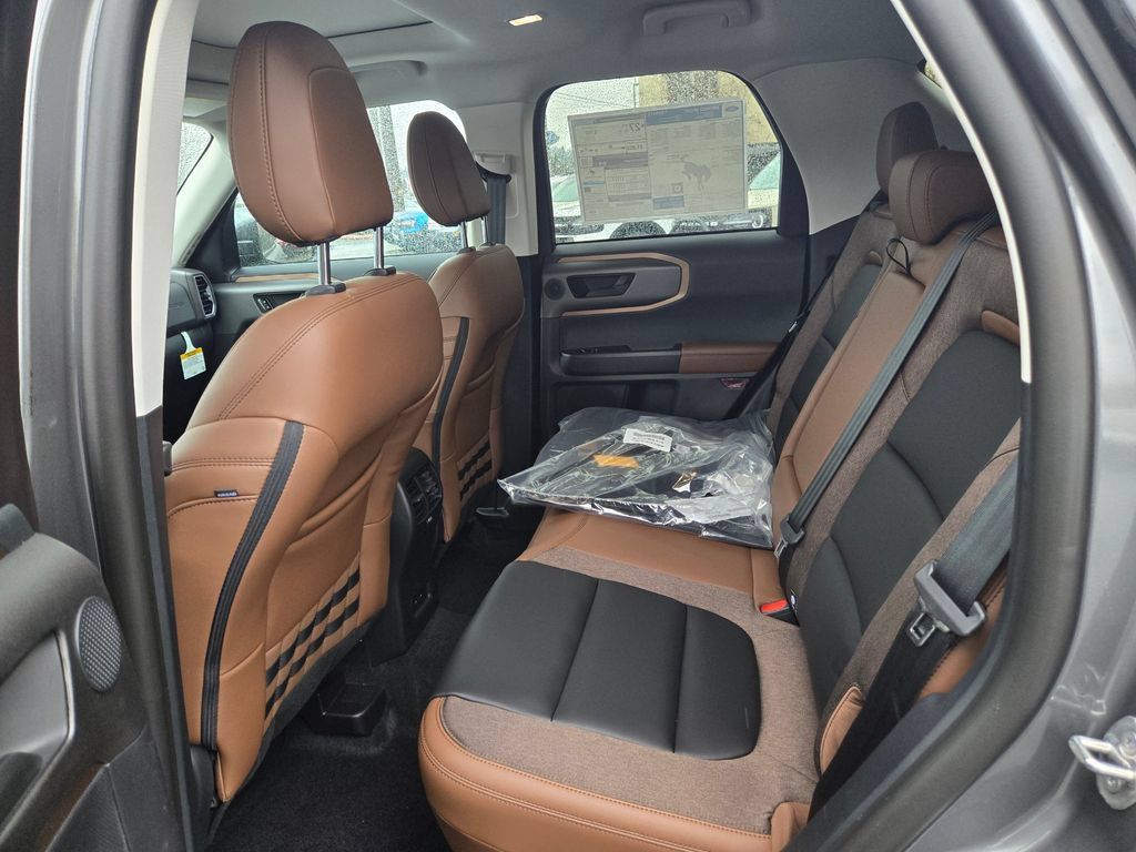 New 2026 Ford Bronco Sport Outer Banks w/ Outer Banks Tech Package+ AWD/4WD image 10