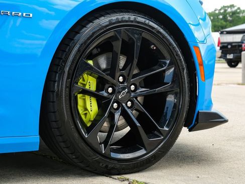 Used 2023 Chevrolet Camaro SS RWD image 62