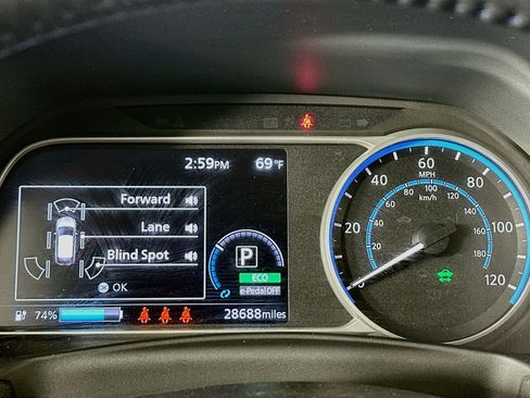 Used 2023 Nissan Leaf SV Plus FWD image 19