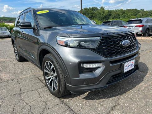 Used 2020 Ford Explorer ST w/ Premium Technology Package AWD/4WD image 3
