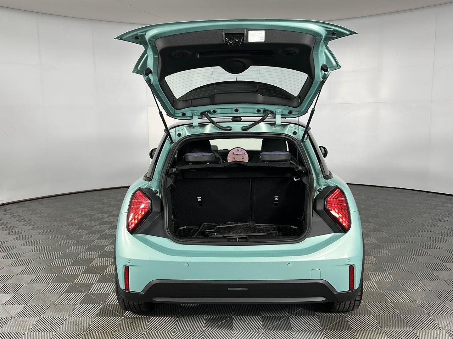 Used 2026 MINI Cooper S FWD image 10