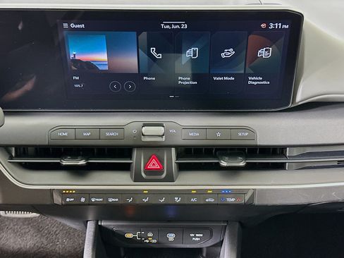 Used 2025 Kia K4 FWD image 23
