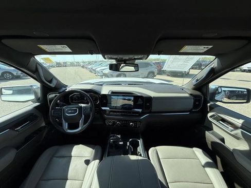 Used 2023 GMC Sierra 1500 SLT image 19