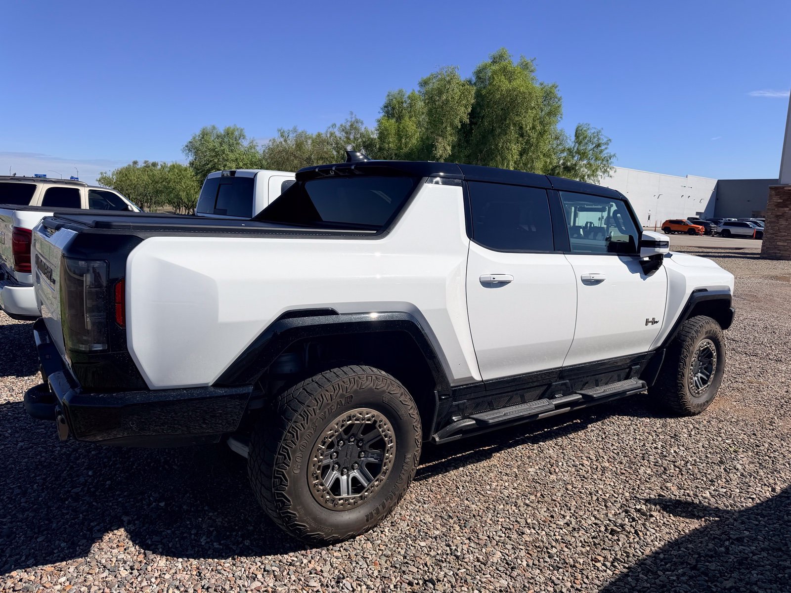 Used 2024 GMC Hummer EV 3X w/ Battery Pack, 24 Module Pack AWD/4WD image 3