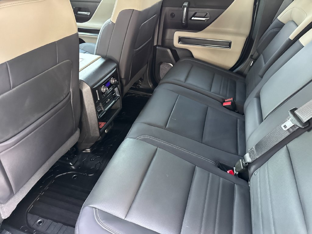 Used 2026 GMC Hummer EV SUV AWD/4WD image 12