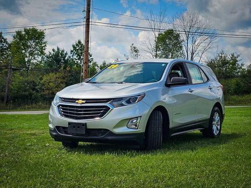 Used 2020 Chevrolet Equinox LS FWD image 7