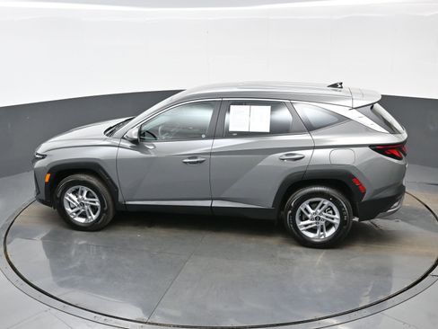 Certified 2026 Hyundai Tucson SE image 33