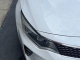 Used 2017 Kia Optima SX image 3