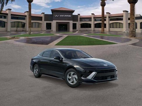 New 2026 Hyundai Sonata SE image 2