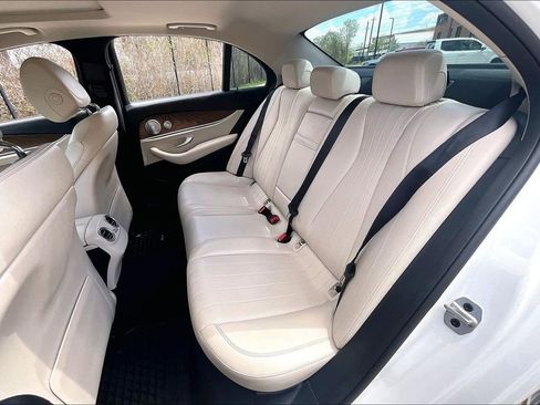 Used 2020 Mercedes-Benz E 350 Sedan image 34