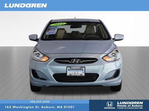 Used 2012 Hyundai Accent GLS w/ Comfort Pkg 2 FWD image 2