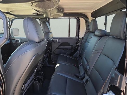 New 2026 Jeep Gladiator Sport image 11