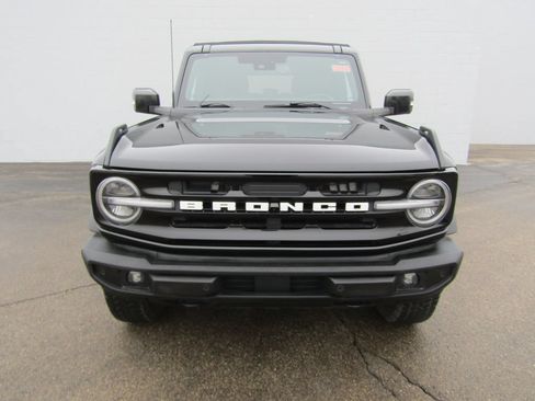 Used 2025 Ford Bronco Outer Banks AWD/4WD image 5