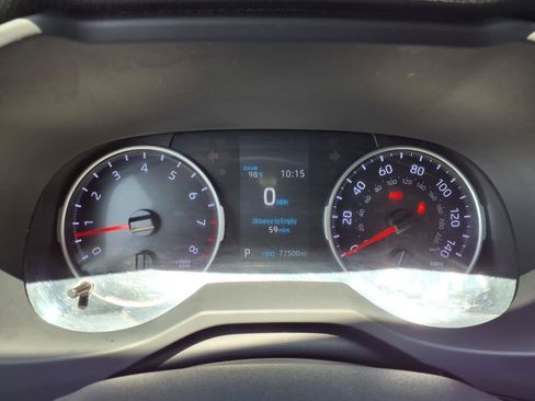 Used 2019 Toyota RAV4 LE AWD/4WD image 18