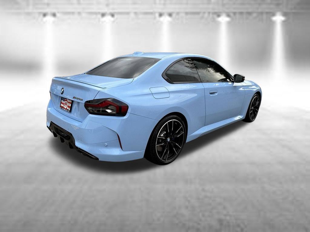Used 2025 BMW M240i Coupe RWD image 4